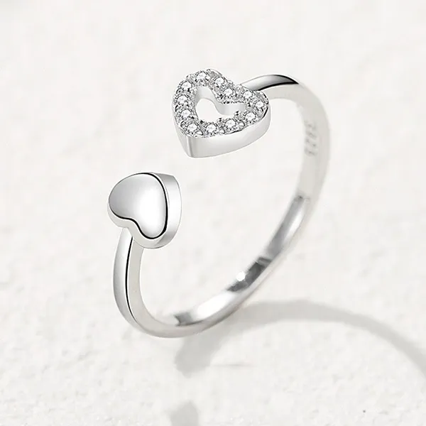 Nhẫn LiLi Jewelry Hình Trái Tim Đính Đá Cz Lili_377767 Màu Bạc