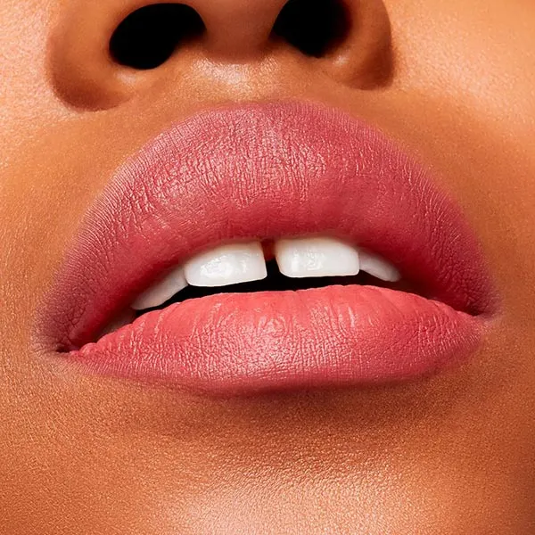 Son MAC Powder Kiss Velvet Blur Slim 898 Sheer Outrage Màu Hồng Đào - Son Môi - Vua Hàng Hiệu