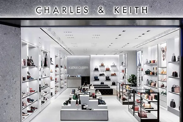 Túi Đeo Chéo Nữ Charles & Keith CNK Girls' Furry Lotso Mini Bag Fuchsia 80781946 Màu Hồng Size XXS