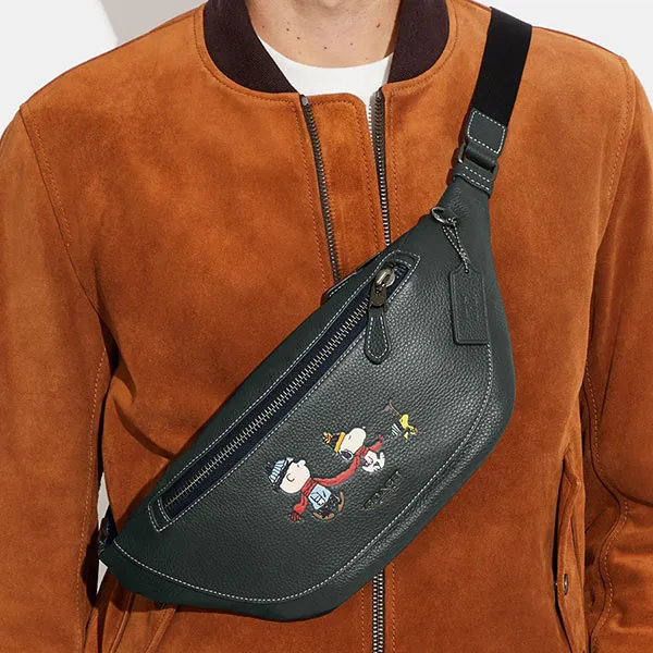 Túi Đeo Chéo Nam Coach x Peanuts Warren Belt Bag With Snoopy Motif CE618 Màu Xanh Green