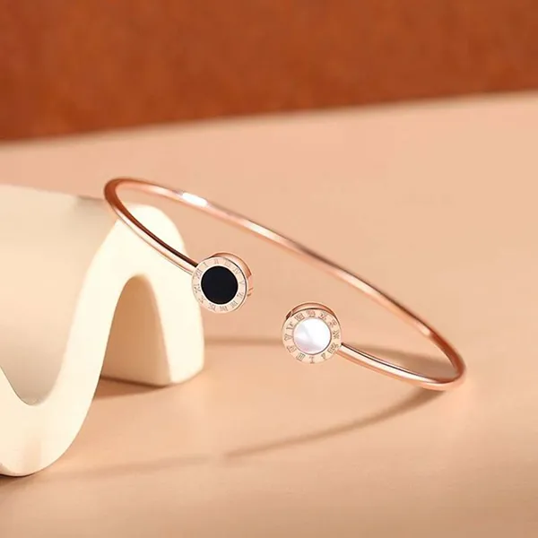 Vòng Đeo Tay LiLi Jewelry Dạng Kiềng Time Mecca Lili_563171 Màu Vàng Hồng - Trang sức - Vua Hàng Hiệu
