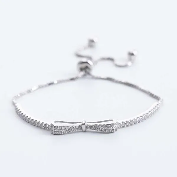 Vòng Đeo Tay LiLi Jewelry Hình Chiếc Nơ Đính Đá Cz Lili_579351 Màu Bạc