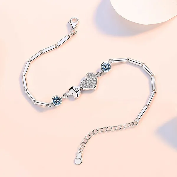 Vòng Đeo Tay LiLi Jewelry Hình Trái Tim Đính Đá Swarovski Lili_364945 Màu Bạc Xanh