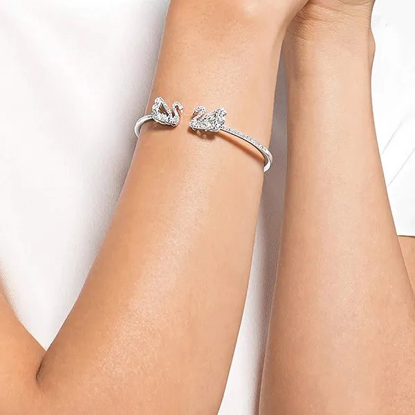 Vòng Đeo Tay Swarovski Dancing Swan Bangle White, Rhodium Plated 5534849 Màu Trắng Size S - Trang sức - Vua Hàng Hiệu