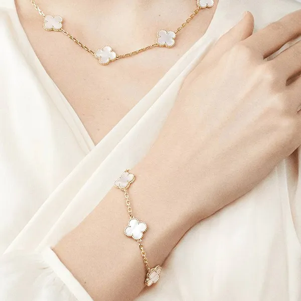 Vòng Đeo Tay Jewery Luxury Vintage Alhambra Bracelet 5 Motifs 18K Màu Vàng Gold Size 9mm - Trang sức - Vua Hàng Hiệu