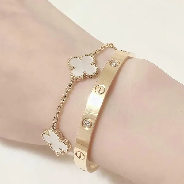 Vòng Đeo Tay Jewery Luxury Vintage Alhambra Bracelet 5 Motifs 18K Màu Vàng Gold Size 9mm - Trang sức - Vua Hàng Hiệu