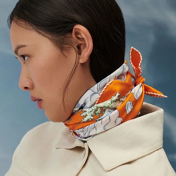 Khăn Hermès Sur Mon Nuage Scarf 90 Màu Cam - Thời trang - Vua Hàng Hiệu