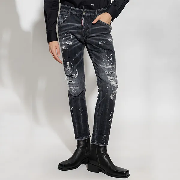 Quần Jean Dsquared2 Logo Printed Skater S74LB1296 S30503 900 Màu Đen Size 44