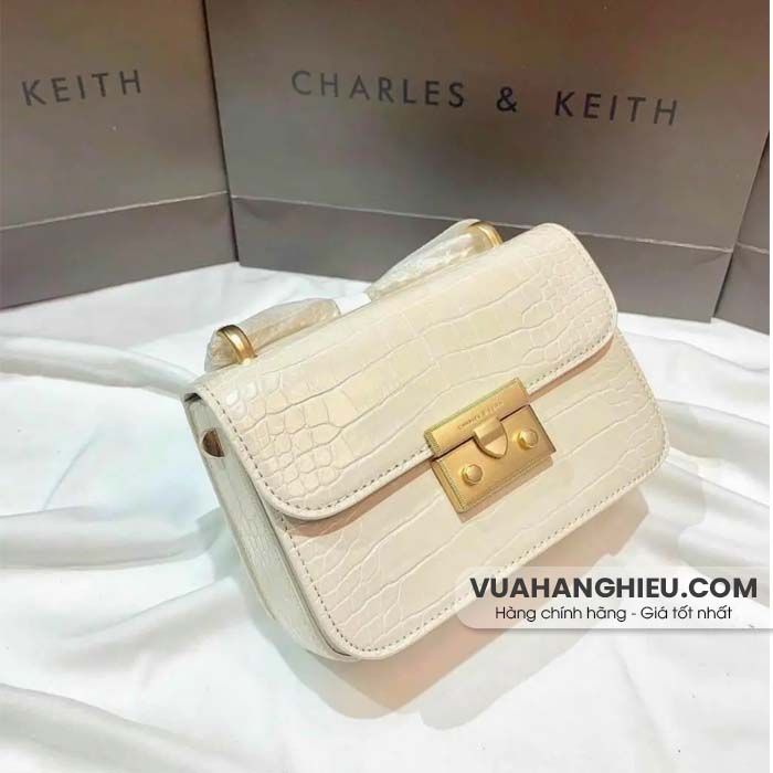 8 mẫu túi Charles & Keith màu trắng đẹp nhất cho phái nữ - 2