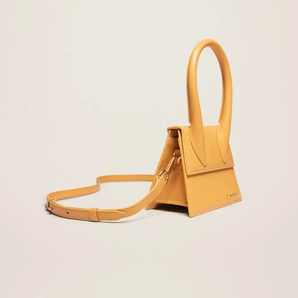 Túi Xách Jacquemus Le Chiquito Moyen Signature Handbag 213BA002-3060-290 Màu Vàng Nghệ