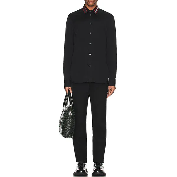 Áo Sơ Mi Alexander McQueen Black Logo Collar QRN44 1000 Màu Đen