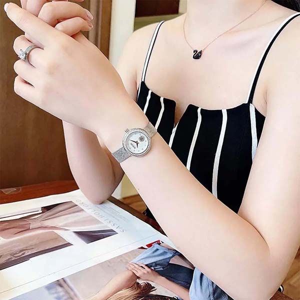 Đồng Hồ Nữ Versace Women Quartz Lea Silver Tone Wristwatch VSPEN1420 Màu Bạc - 4
