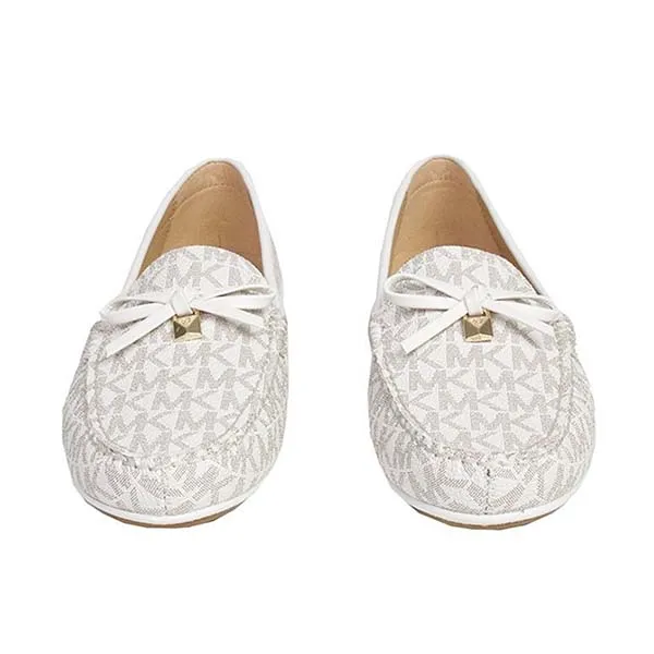 Giày Bệt Michael Kors MK Juliette Logo Print Moccasins Màu Trắng Họa Tiết