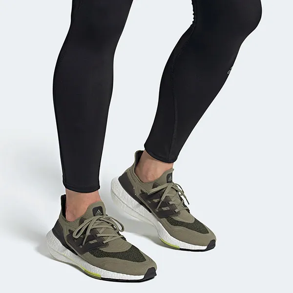 Giày Thể Thao Adidas Ultraboost 21 S23879 Màu Xanh Rêu Size 40