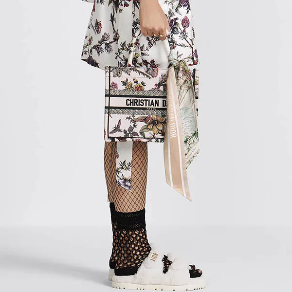 Khăn Dior Rêve D'infini Scarf Phối Màu