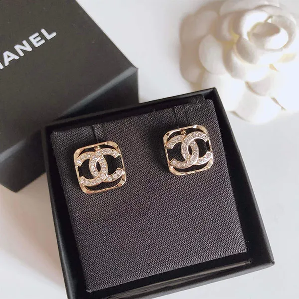 Khuyên Tai Chanel CC Logo Amphibole Màu Vàng Trắng - Trang sức - Vua Hàng Hiệu
