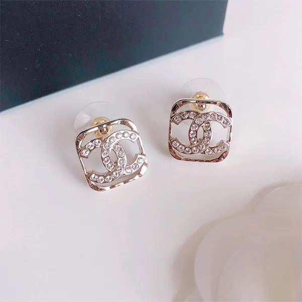 Khuyên Tai Chanel CC Logo Amphibole Màu Vàng Trắng - Trang sức - Vua Hàng Hiệu