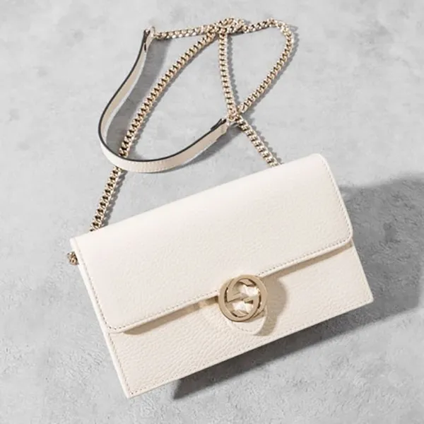 Túi Cầm Tay Gucci Interlocking WOC Wallet On Chain In Ivory White Màu Trắng