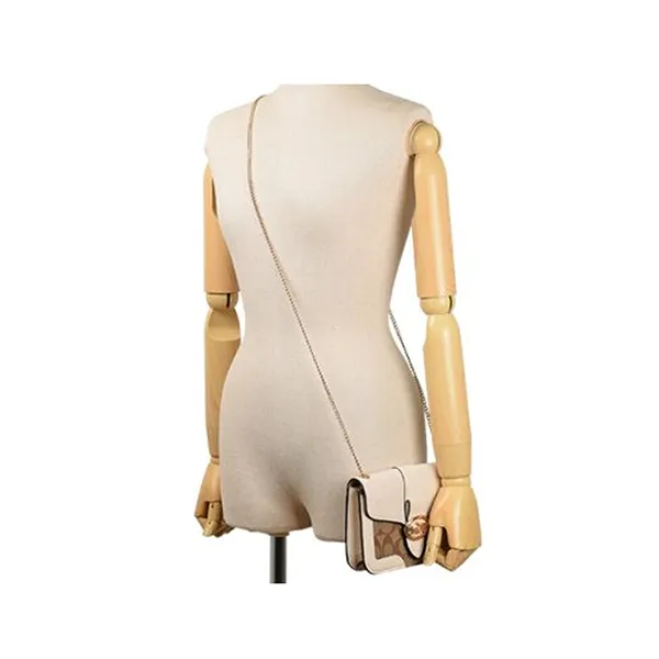 Túi Đeo Chéo Coach Georgie Crossbody In Signature Màu Trắng