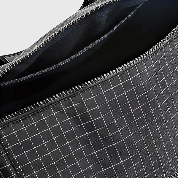 Túi Trống Tommy Hilfiger Th Duffle Bag AM08740 Màu Đen