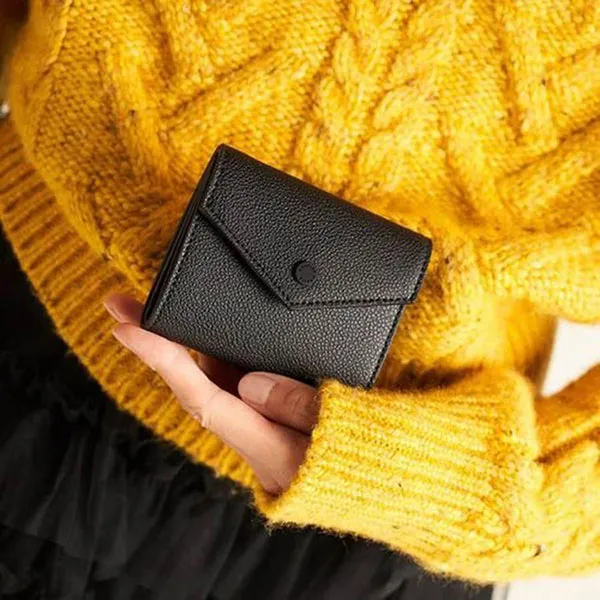 Ví Nữ Charles & Keith CNK Marlowe Short Envelope Wallet 11200017 Màu Đen