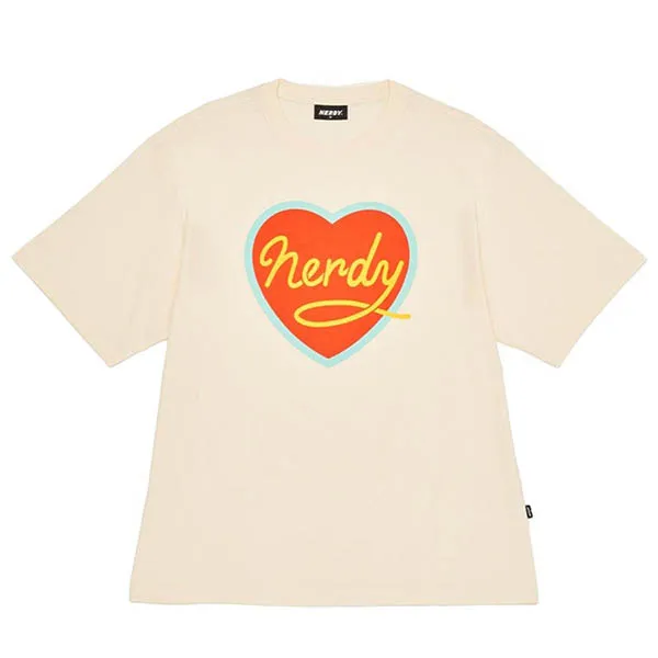 Áo Phông Nerdy Cursive Logo Heart Màu Kem