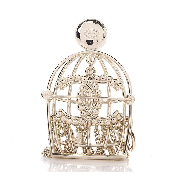 Mua Cài Áo Chanel Pearl Crystal Birdcage Brooch Màu Vàng - Chanel - Mua tại  Vua Hàng Hiệu h081143