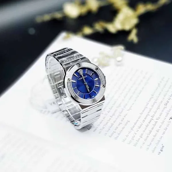 Đồng Hồ Nữ Versace Greca Logo VEVH00520 38mm Màu Xanh Navy