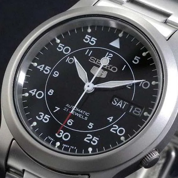 Đồng Hồ Nam Seiko 5 SNK809K1 Màu Bạc Đen
