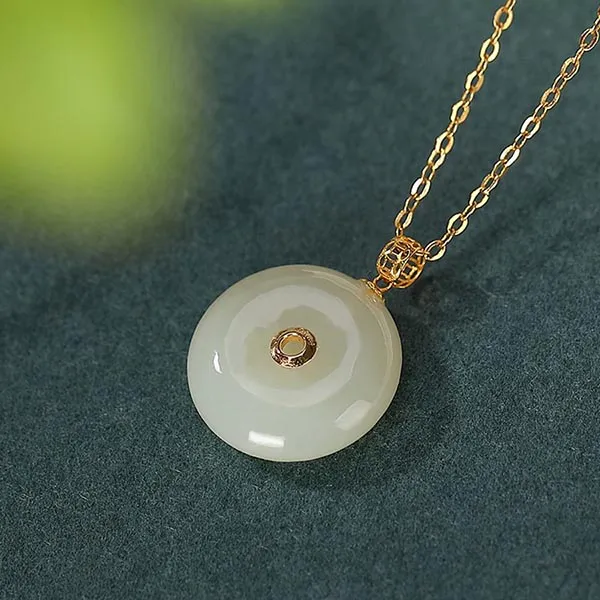 Mặt Dây Chuyền Lili Jewelry Vàng 18K Ngọc Bích Tự Nhiên LILI_851619 Màu Xanh Nhạt (Chỉ Mặt Dây) - Trang sức - Vua Hàng Hiệu