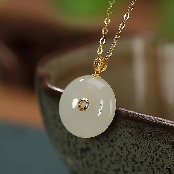 Mặt Dây Chuyền Lili Jewelry Vàng 18K Ngọc Bích Tự Nhiên LILI_851619 Màu Xanh Nhạt (Chỉ Mặt Dây) - Trang sức - Vua Hàng Hiệu