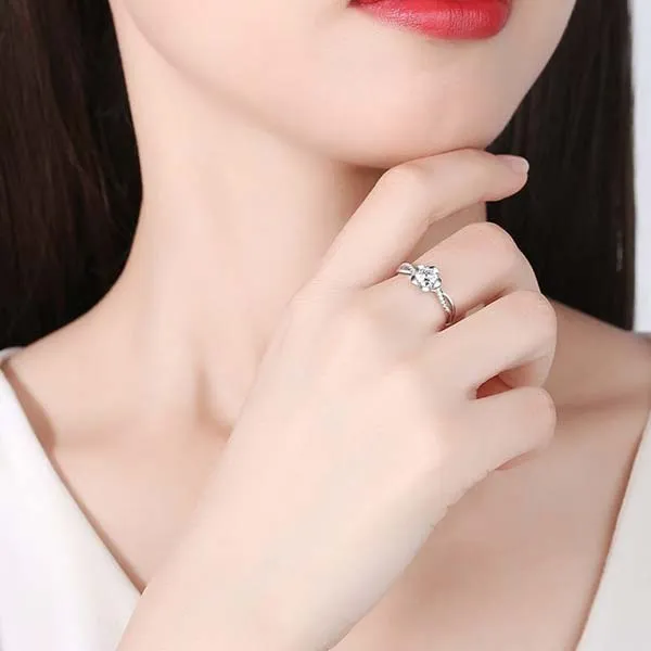 Nhẫn LiLi Jewelry Đính Đá CZ Hình Bông Hoa Đào LILI_289467 Màu Bạc - Trang sức - Vua Hàng Hiệu