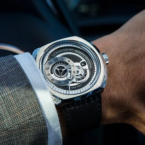 Đồng Hồ Nam SevenFriday Q1/01 Màu Bạc Đen