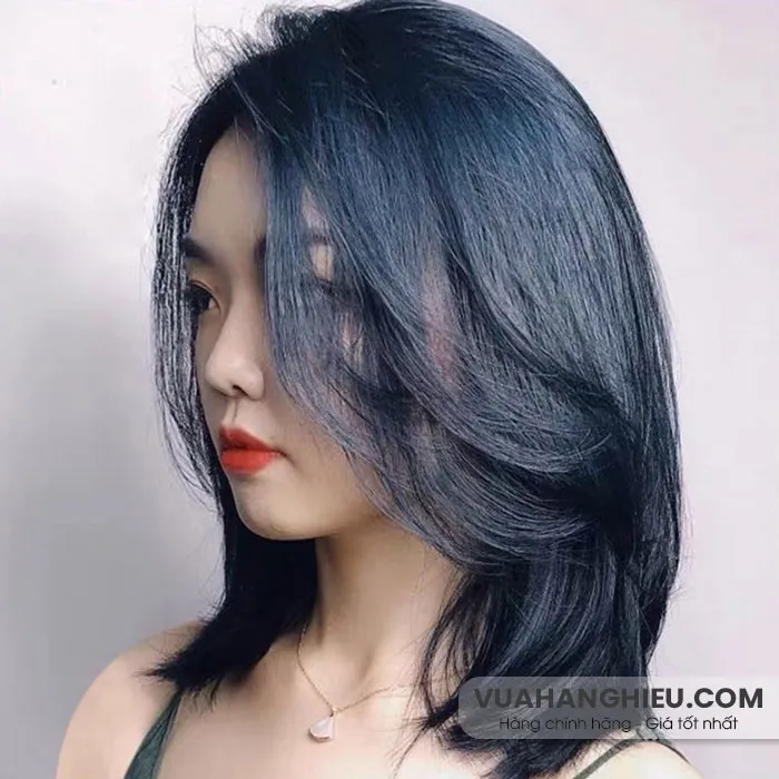 Xu hướng làm đẹp 3: Nhuộm tóc màu xanh đen cho nữ