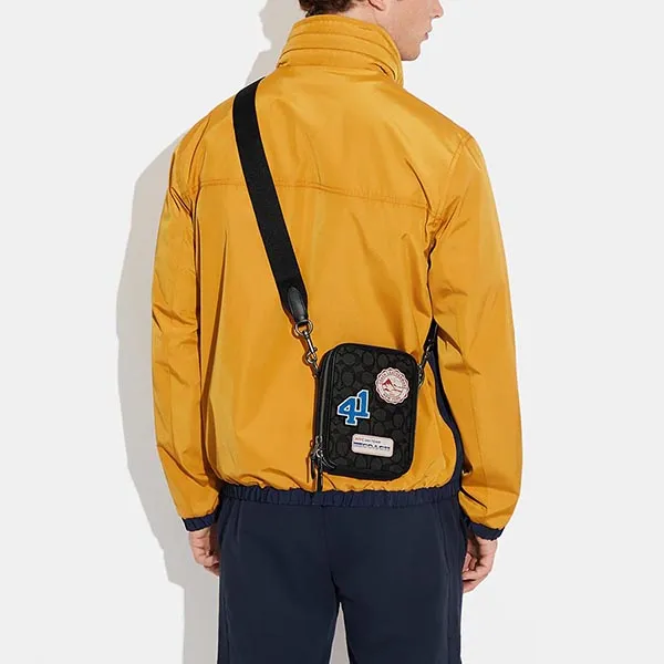 Túi Đeo Chéo Nam Coach Stanton Crossbody In Signature Jacquard With Ski Patches Màu Đen
