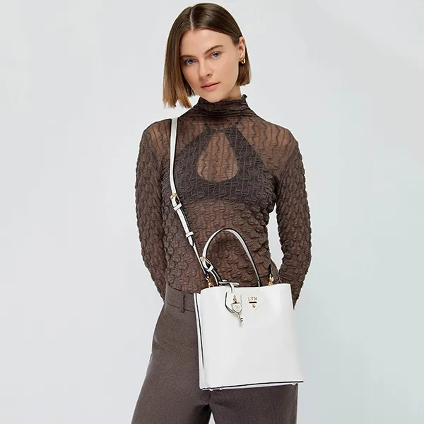 Túi Đeo Chéo Lyn Astraea M Bucket Bags LL23CBF169 Màu Trắng