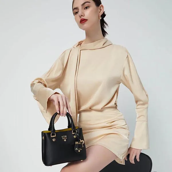 Túi Đeo Chéo Lyn Athena Re-Edit Top Handle S Handbags LL22WBF294 Màu Đen - 1