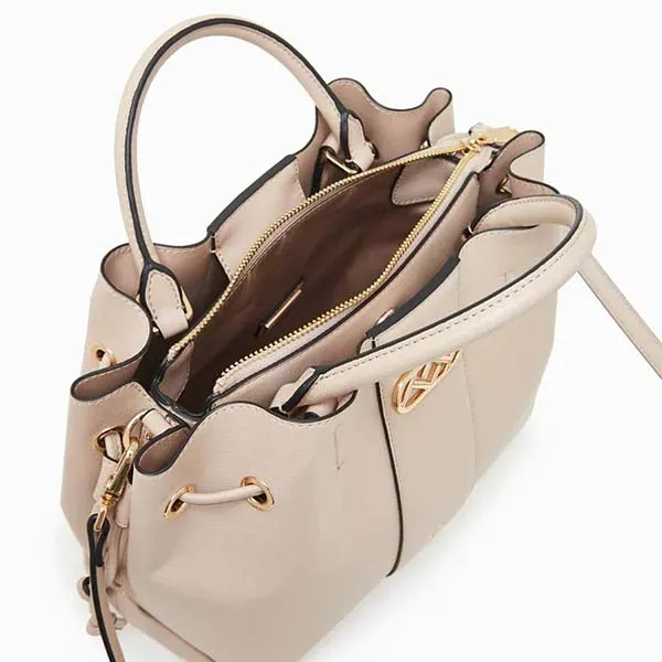 Túi Đeo Chéo Lyn Peyton L Handbags LL23CBF073 Màu Be