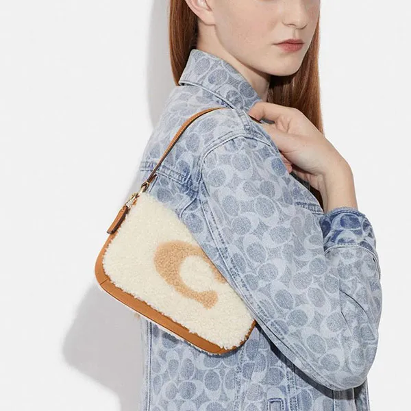 Túi Đeo Vai Coach Nolita 19 In Shearling With Coach Motif CE691 Màu Kem