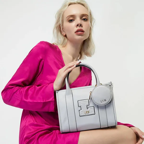 Túi Xách Tay Lyn Jasmine S Tote Bags LL23CBF093 Màu Trắng