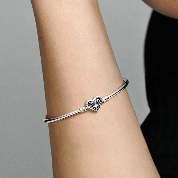 Vòng Đeo Tay Pandora Moments Heart & Butterfly Bangle 592593C01 Màu Bạc Size 17 - Trang sức - Vua Hàng Hiệu
