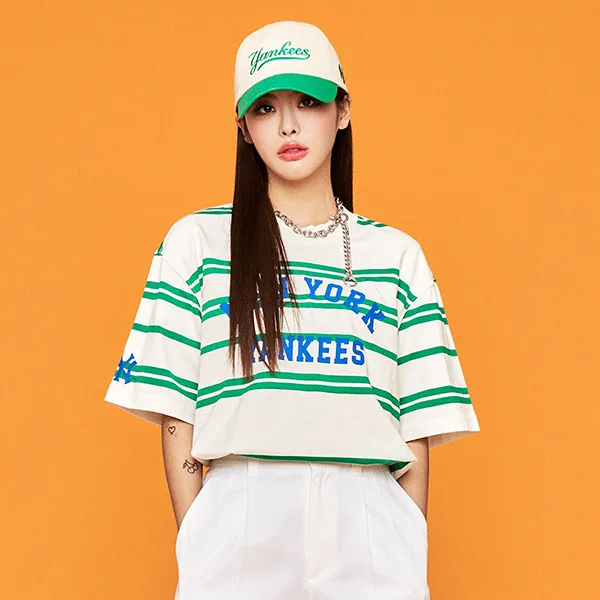 Áo Phông MLB Varsity Overfit T-Shirts New York Yankees 3ATSV0433-50GNP Màu Trắng/Xanh Green