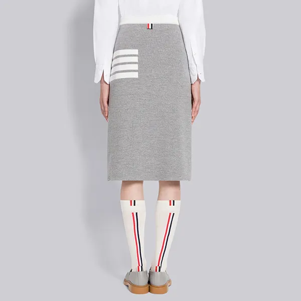 Chân Váy Thom Browne A-Line Skirt In Blue FKK092C Y1002 415 Màu Xám Size 40 - Thời trang - Vua Hàng Hiệu