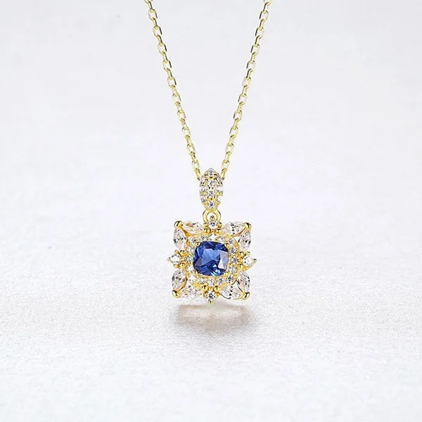 Dây Chuyền Nữ Kya Jewel Mặt Vuông Nhụy Đá Xanh N115 Màu Vàng