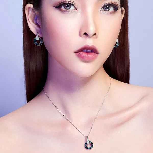 Dây Chuyền Nữ Kya Jewel Swarovski Tròn Thanh Lịch SN61 Màu Xanh Bạc