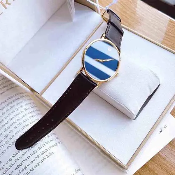 Đồng Hồ Nam Movado 0607316 Museum Quartz Blue Dial Màu Xanh Đen