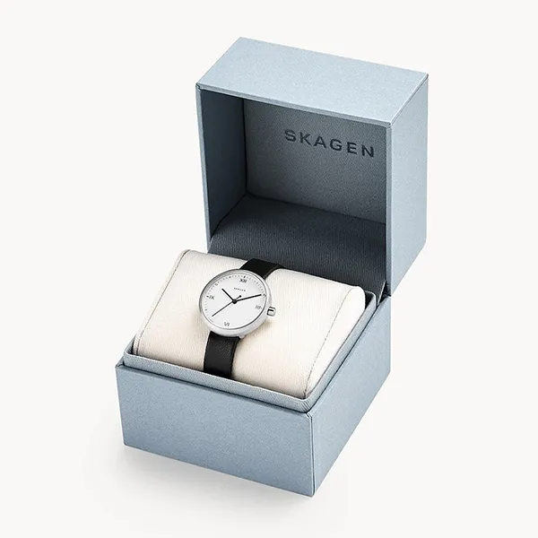 Đồng Hồ Nữ Skagen Signature Leather Watch SKW2663 Màu Đen