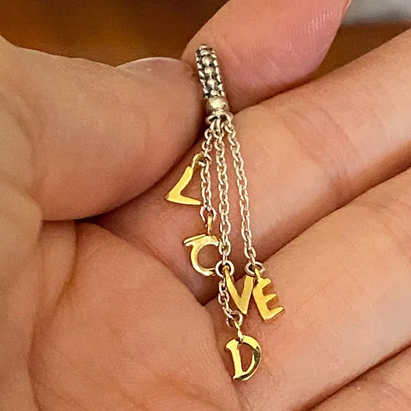 Hạt Vòng Charm Pandora 767831 Chained Loved Pandora Shine And Silver Dangle Màu Vàng Bạc