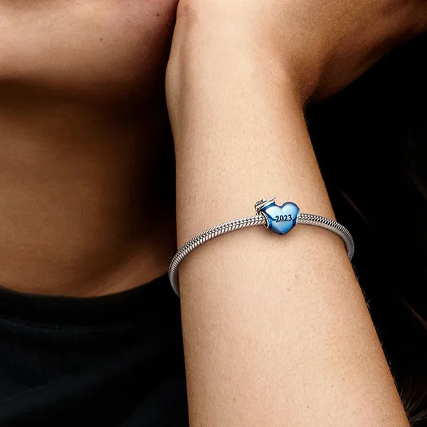 Hạt Vòng Charm Pandora Blue 2023 Graduation Heart Charm 792590C01 Màu Xanh Blue - Trang sức - Vua Hàng Hiệu