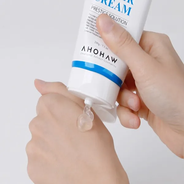 Kem Dưỡng Làm Dịu Phục Hồi Nhanh Ahohwa Shinning Ceramide Water Cream 200g